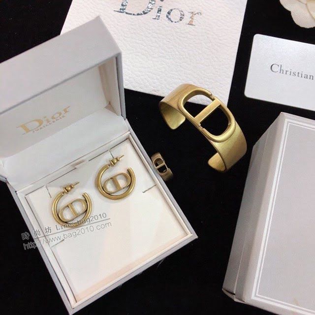 Dior飾品 迪奧經典熱銷款CD耳釘手鐲戒指  zgd1210